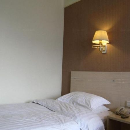 Anyi 158 Hotel Chengdu East Ma Peng Buitenkant foto