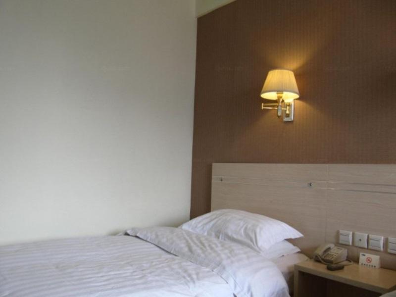 Anyi 158 Hotel Chengdu East Ma Peng Buitenkant foto
